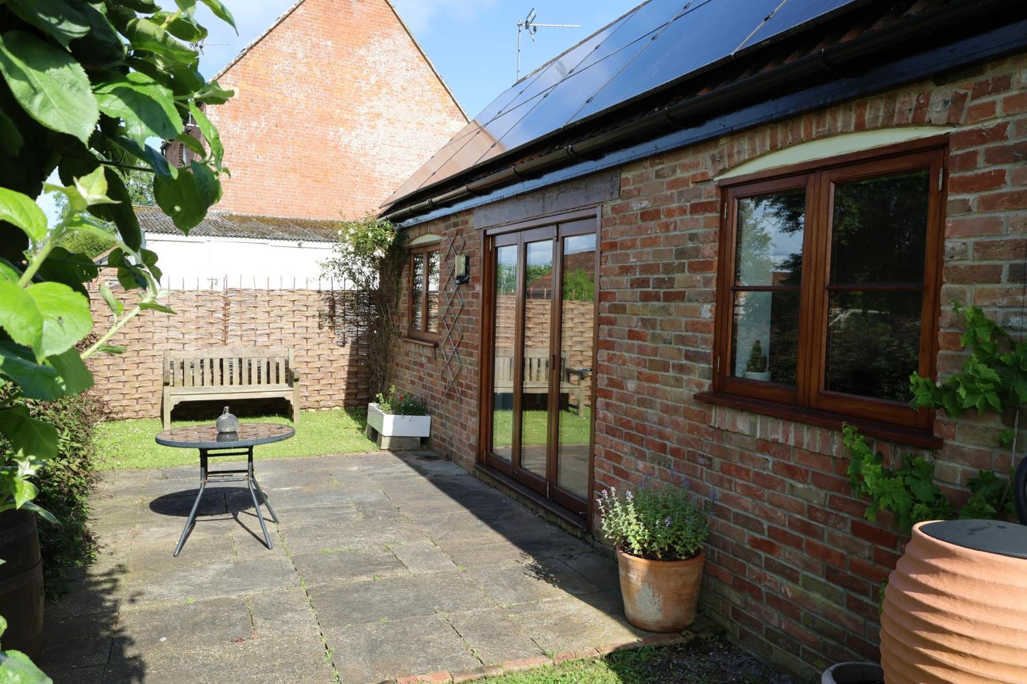 Tranquil And Cosy Cottage On The Somerset Levels ブリッジウォーター エクステリア 写真